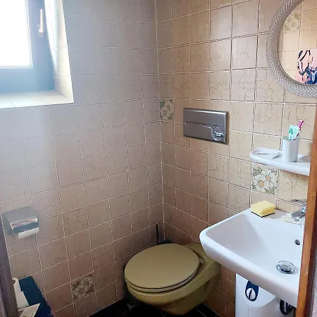 Δωμάτια σε οικογενειακή κατοικία Im *