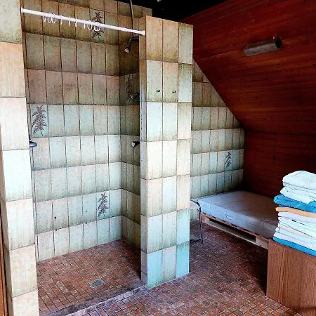 Im Δωμάτια σε οικογενειακή κατοικία